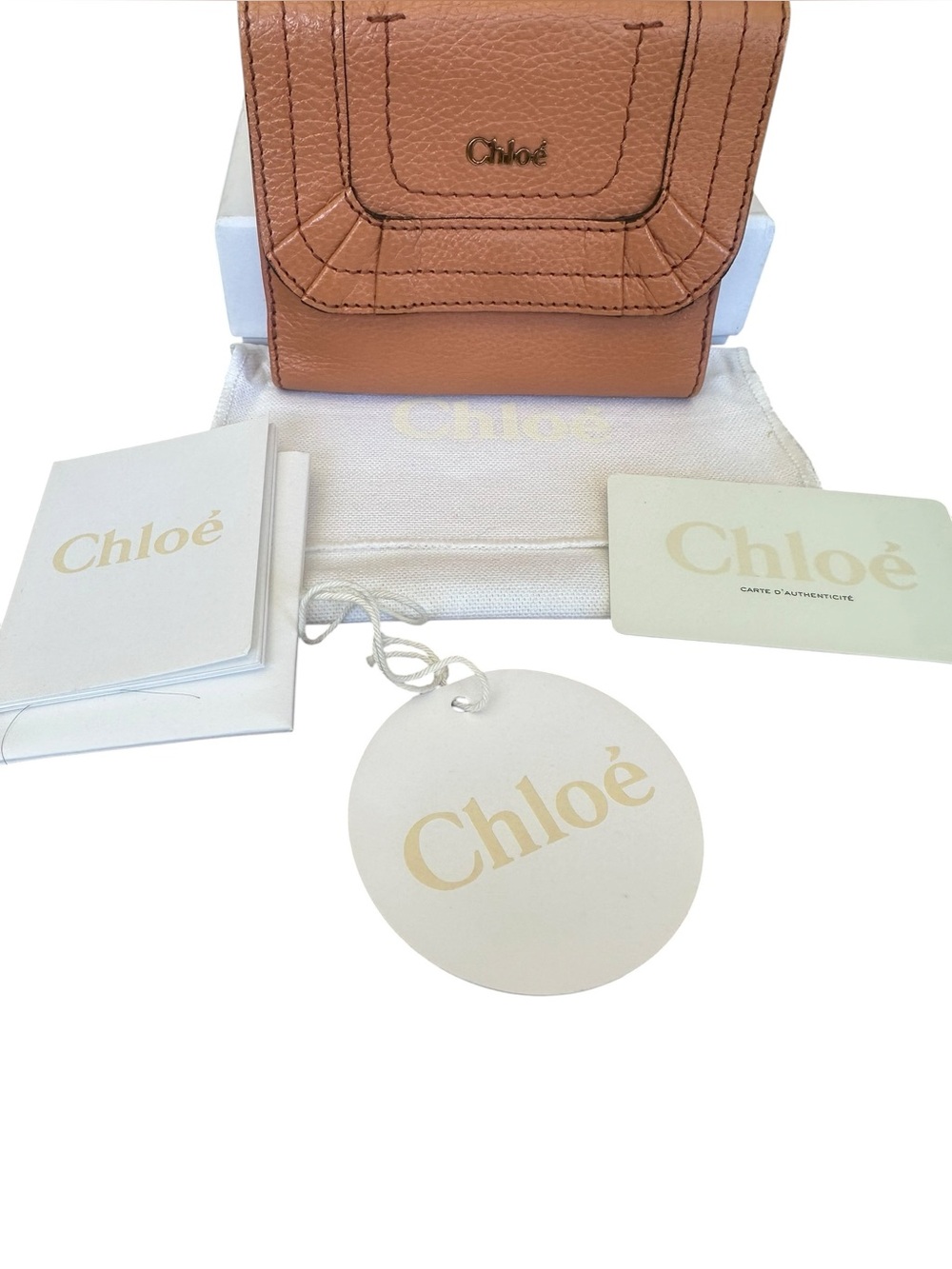 Chloé Compact Folded Wallet in Warm Tan Leather